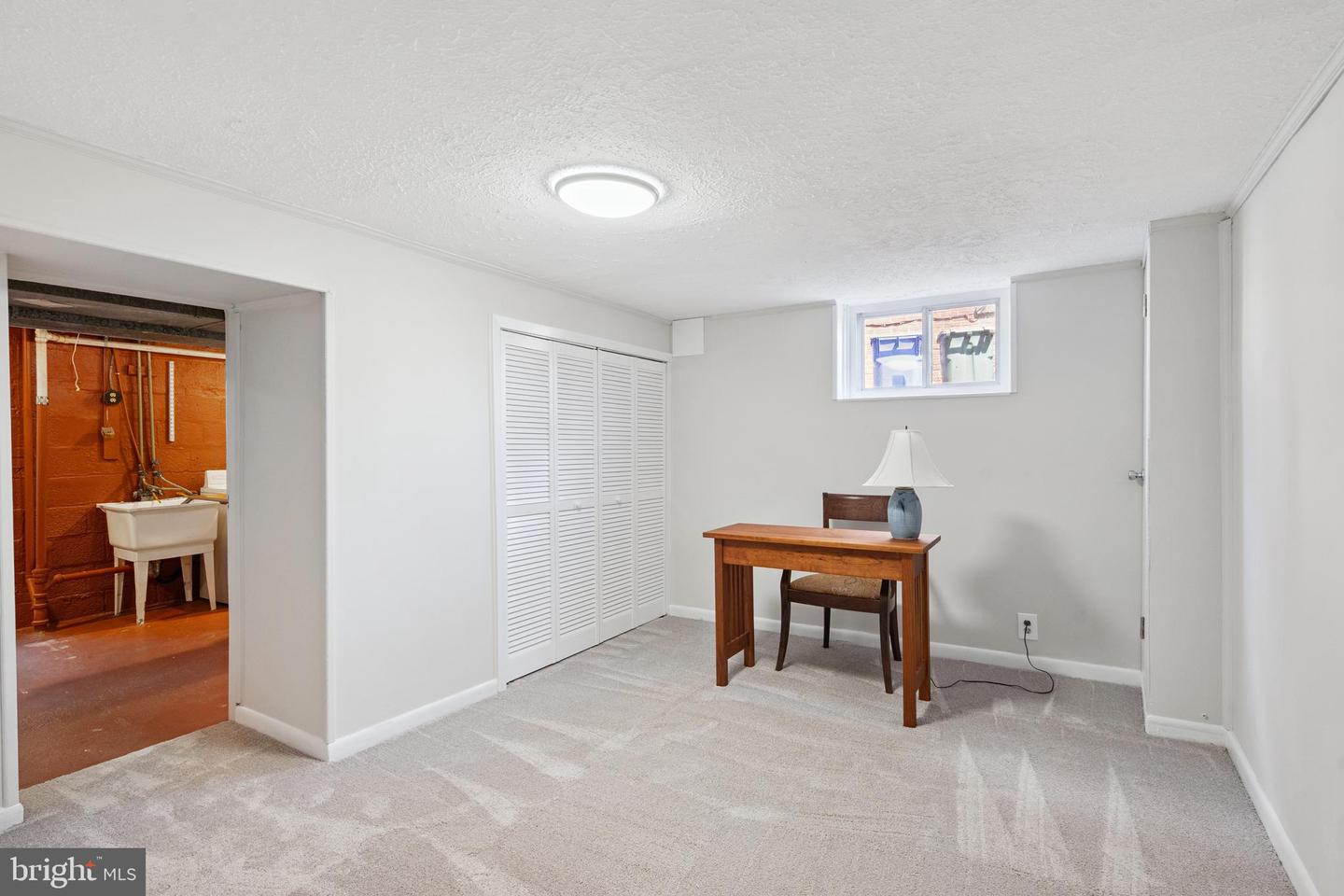 2146 S OAKLAND ST S, ARLINGTON, Virginia 22204, 2 Bedrooms Bedrooms, ,2 BathroomsBathrooms,Residential,For sale,2146 S OAKLAND ST S,VAAR2060614 MLS # VAAR2060614
