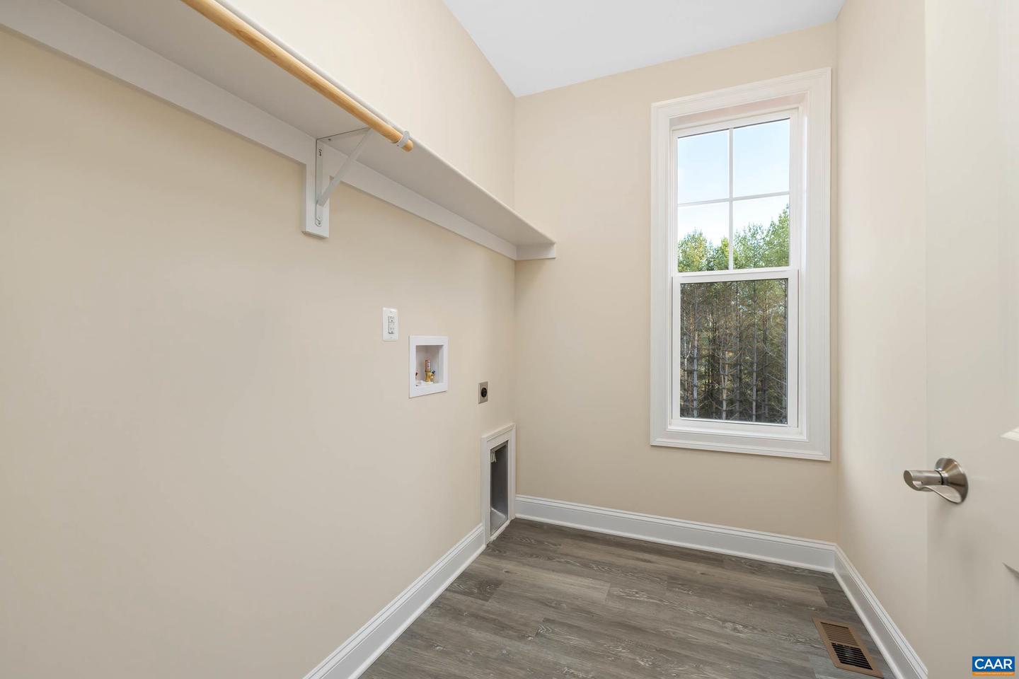 104 PEA RIDGE RD, STANARDSVILLE, Virginia 22973, 4 Bedrooms Bedrooms, ,3 BathroomsBathrooms,Residential,For sale,104 PEA RIDGE RD,666606 MLS # 666606