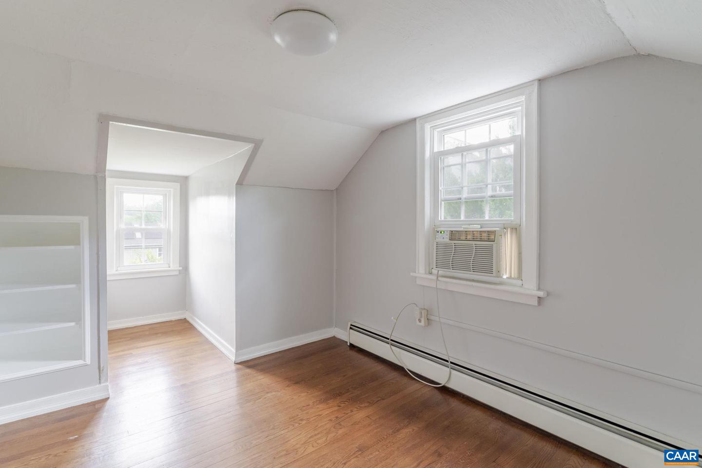 1014 SAINT CHARLES AVE, CHARLOTTESVILLE, Virginia 22901, 4 Bedrooms Bedrooms, ,2 BathroomsBathrooms,Residential,For sale,1014 SAINT CHARLES AVE,666621 MLS # 666621