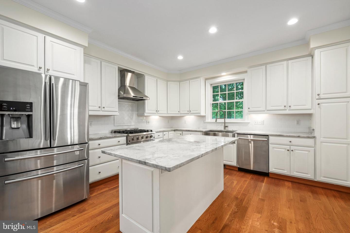 939 BUCKNER DR, WINCHESTER, Virginia 22601, 5 Bedrooms Bedrooms, ,4 BathroomsBathrooms,Residential,For sale,939 BUCKNER DR,VAWI2008678 MLS # VAWI2008678