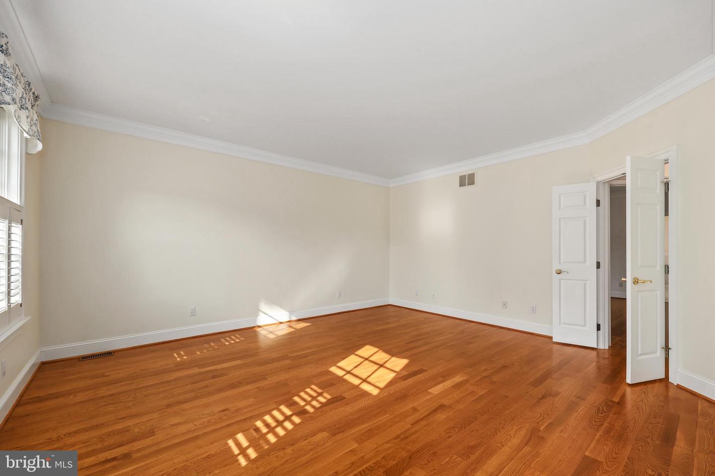 939 BUCKNER DR, WINCHESTER, Virginia 22601, 5 Bedrooms Bedrooms, ,4 BathroomsBathrooms,Residential,For sale,939 BUCKNER DR,VAWI2008678 MLS # VAWI2008678
