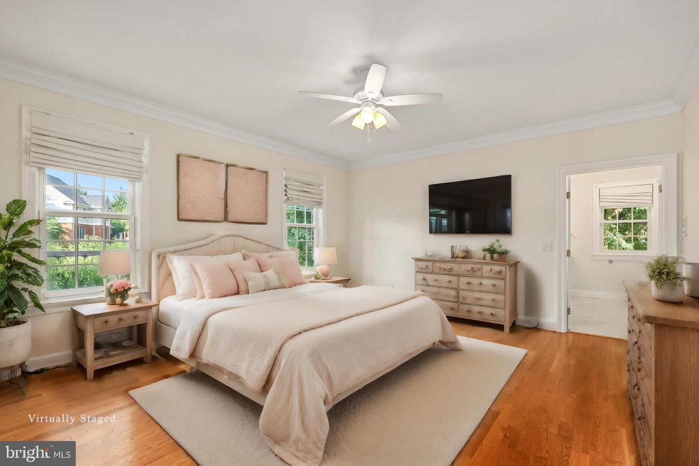 939 BUCKNER DR, WINCHESTER, Virginia 22601, 5 Bedrooms Bedrooms, ,4 BathroomsBathrooms,Residential,For sale,939 BUCKNER DR,VAWI2008678 MLS # VAWI2008678