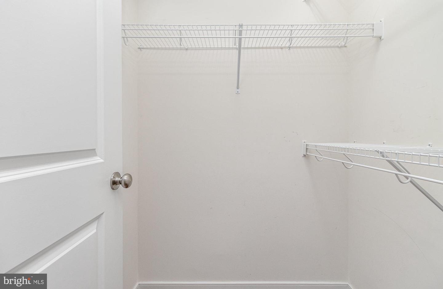 10939 PARKSHIRE LN, HENRICO, Virginia 23233, 5 Bedrooms Bedrooms, ,4 BathroomsBathrooms,Residential,For sale,10939 PARKSHIRE LN,VAHN2000978 MLS # VAHN2000978