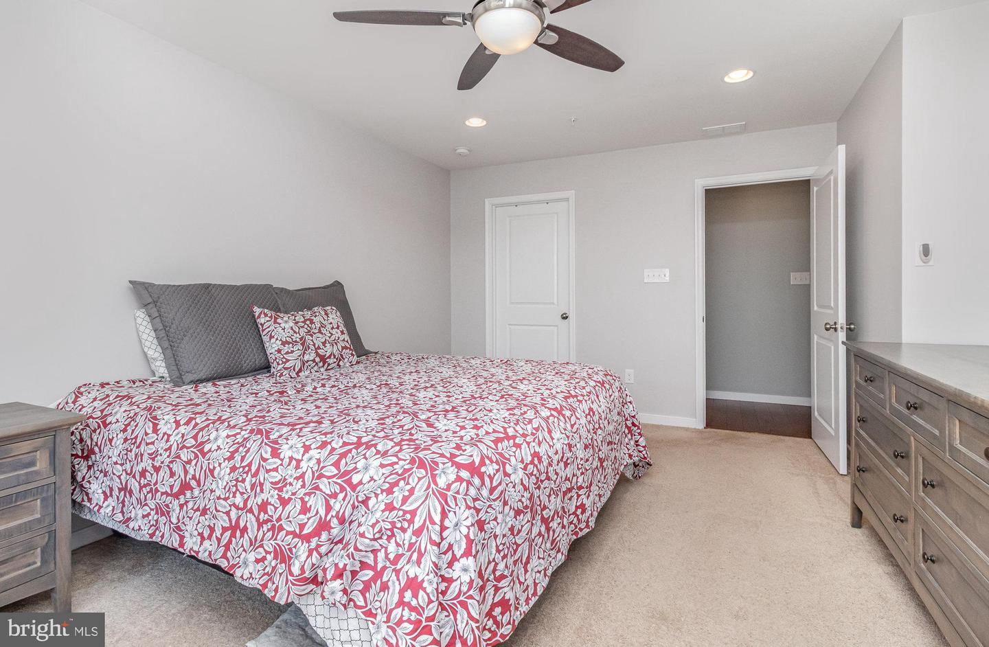 10939 PARKSHIRE LN, HENRICO, Virginia 23233, 5 Bedrooms Bedrooms, ,4 BathroomsBathrooms,Residential,For sale,10939 PARKSHIRE LN,VAHN2000978 MLS # VAHN2000978