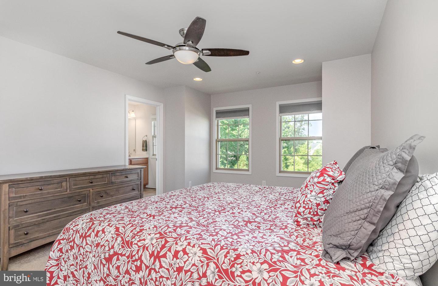 10939 PARKSHIRE LN, HENRICO, Virginia 23233, 5 Bedrooms Bedrooms, ,4 BathroomsBathrooms,Residential,For sale,10939 PARKSHIRE LN,VAHN2000978 MLS # VAHN2000978