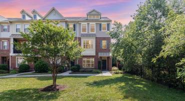 10939 PARKSHIRE LN, HENRICO, Virginia 23233, 5 Bedrooms Bedrooms, ,4 BathroomsBathrooms,Residential,For sale,10939 PARKSHIRE LN,VAHN2000978 MLS # VAHN2000978