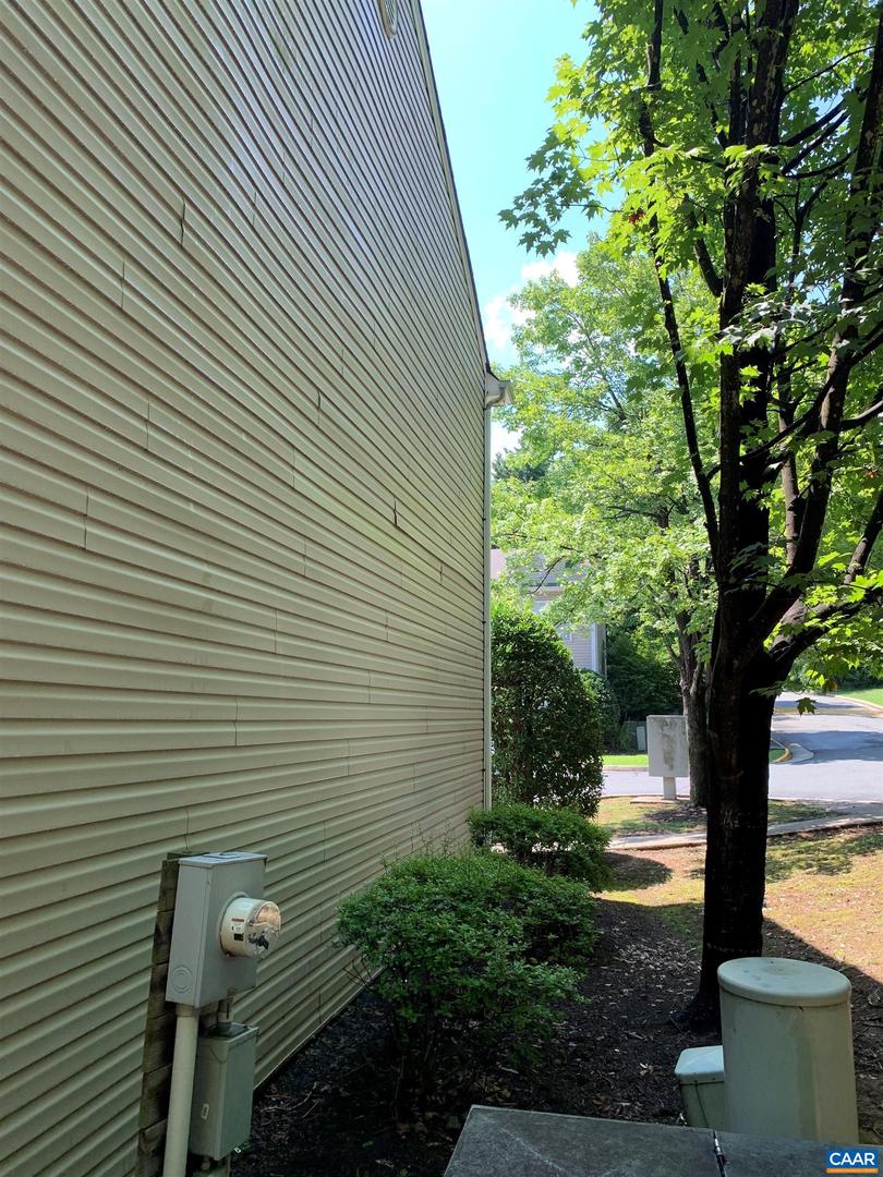 1702 WEBLAND PRK, CHARLOTTESVILLE, Virginia 22901, 3 Bedrooms Bedrooms, ,2 BathroomsBathrooms,Residential,For sale,1702 WEBLAND PRK,666628 MLS # 666628