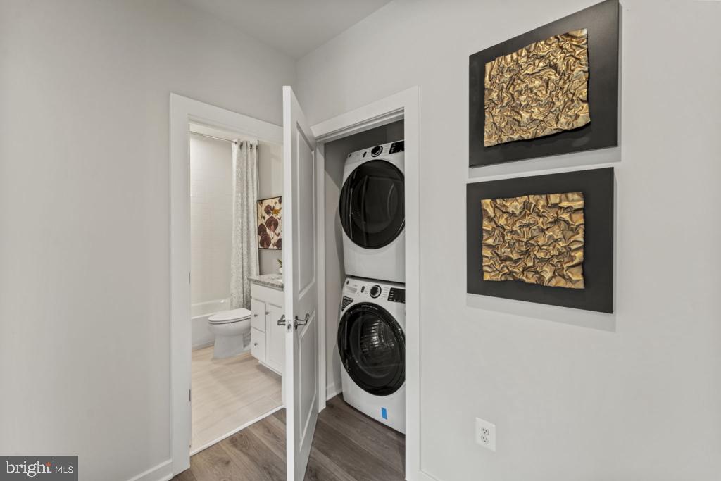 8998 KATHERINE JOHNSON AVE, MANASSAS, Virginia 20109, 2 Bedrooms Bedrooms, ,2 BathroomsBathrooms,Residential,For sale,8998 KATHERINE JOHNSON AVE,VAPW2099058 MLS # VAPW2099058