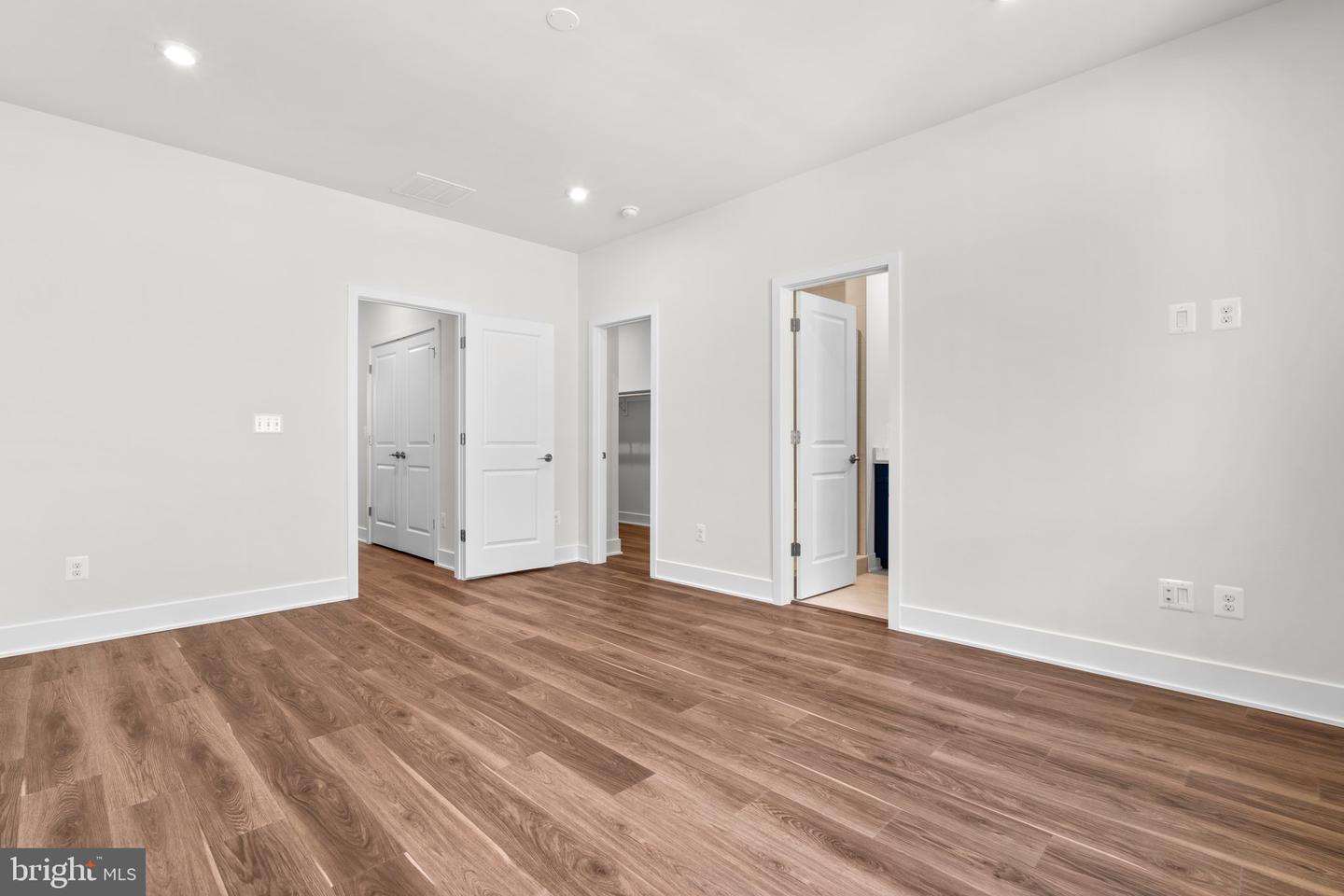 13928 AVIATION PL, HERNDON, Virginia 20171, 4 Bedrooms Bedrooms, ,3 BathroomsBathrooms,Residential,For sale,13928 AVIATION PL,VAFX2255146 MLS # VAFX2255146