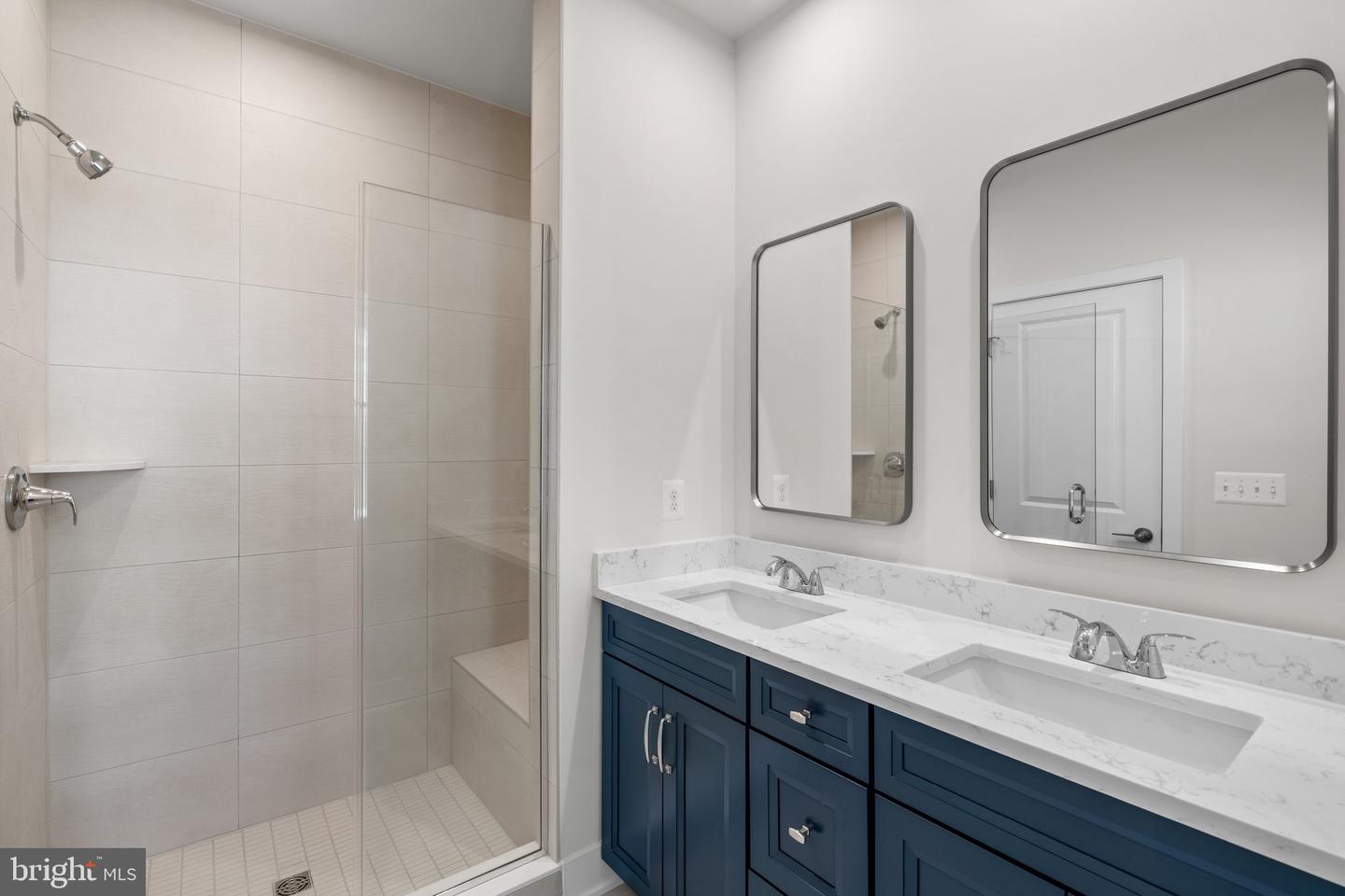 13928 AVIATION PL, HERNDON, Virginia 20171, 4 Bedrooms Bedrooms, ,3 BathroomsBathrooms,Residential,For sale,13928 AVIATION PL,VAFX2255146 MLS # VAFX2255146