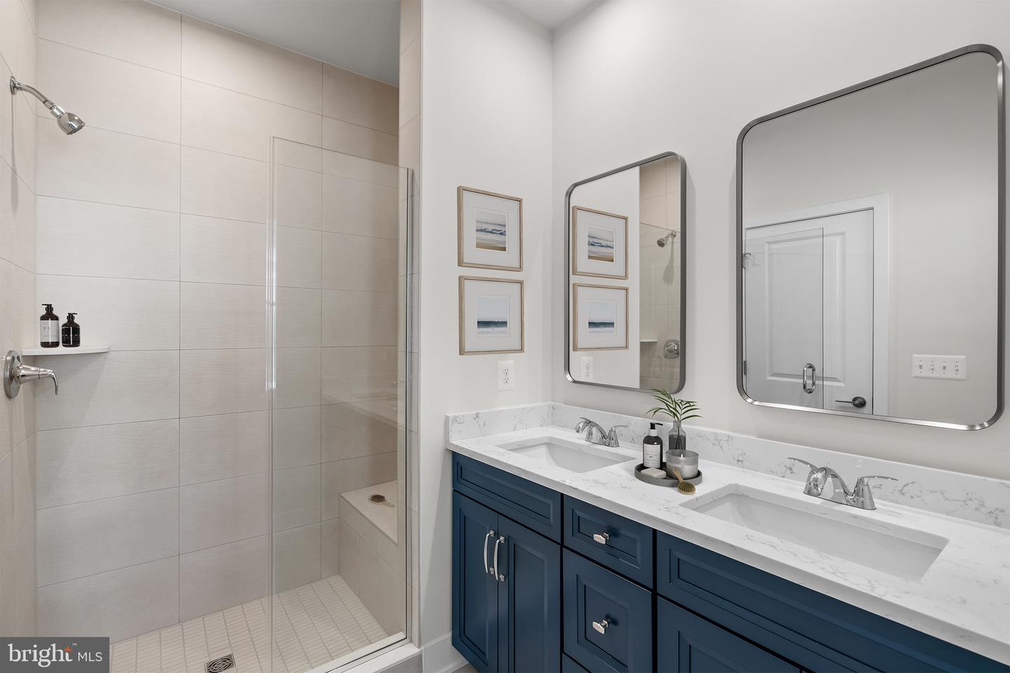 13928 AVIATION PL, HERNDON, Virginia 20171, 4 Bedrooms Bedrooms, ,3 BathroomsBathrooms,Residential,For sale,13928 AVIATION PL,VAFX2255146 MLS # VAFX2255146