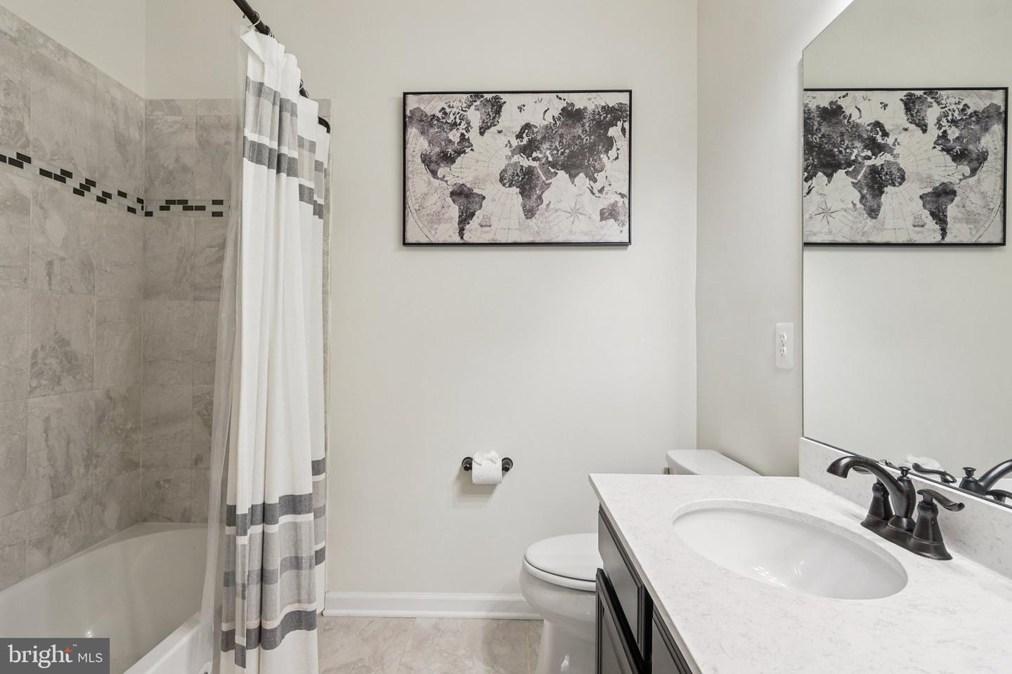 269 HIGH RAIL TER SE, LEESBURG, Virginia 20175, 3 Bedrooms Bedrooms, ,2 BathroomsBathrooms,Residential,For sale,269 HIGH RAIL TER SE,VALO2101974 MLS # VALO2101974