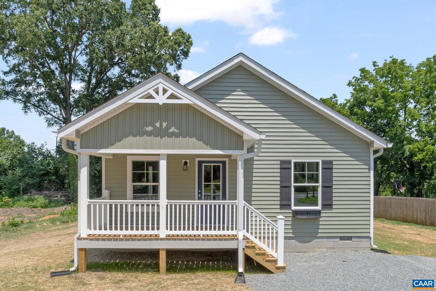 322 EAST ST, GORDONSVILLE, Virginia 22942, 3 Bedrooms Bedrooms, ,2 BathroomsBathrooms,Residential,For sale,322 EAST ST,666639 MLS # 666639