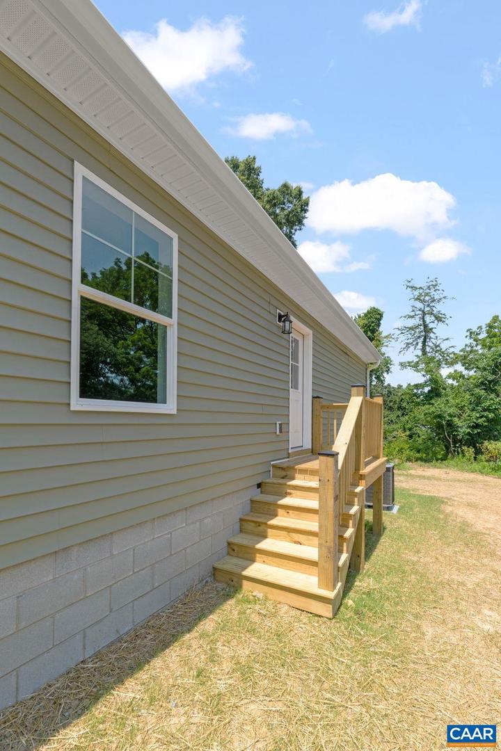 322 EAST ST, GORDONSVILLE, Virginia 22942, 3 Bedrooms Bedrooms, ,2 BathroomsBathrooms,Residential,For sale,322 EAST ST,666639 MLS # 666639
