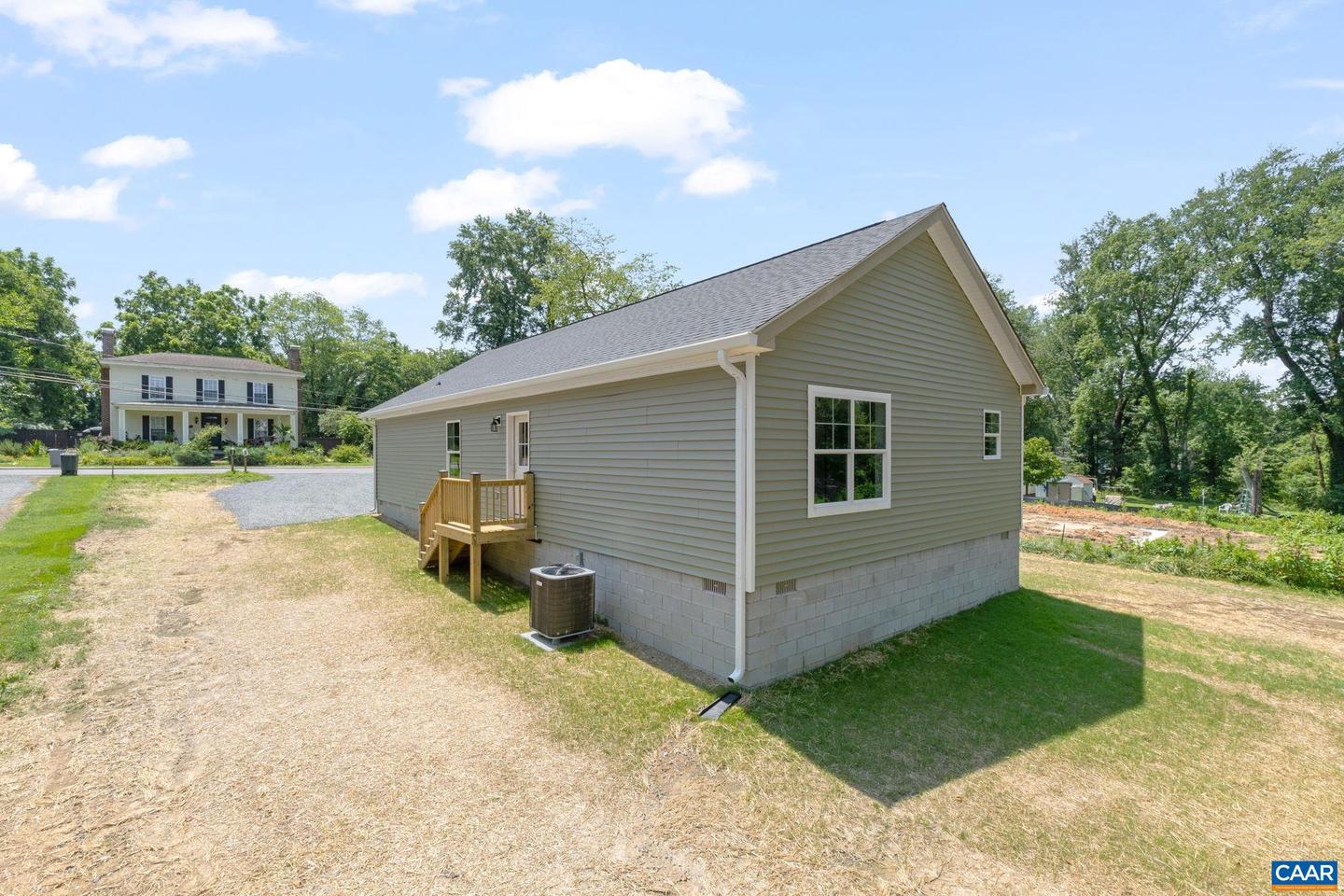 322 EAST ST, GORDONSVILLE, Virginia 22942, 3 Bedrooms Bedrooms, ,2 BathroomsBathrooms,Residential,For sale,322 EAST ST,666639 MLS # 666639