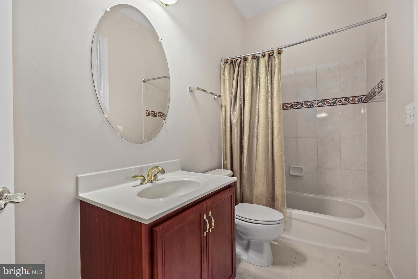 43112 UNISON KNOLL CIR, ASHBURN, Virginia 20148, 6 Bedrooms Bedrooms, ,7 BathroomsBathrooms,Residential,For sale,43112 UNISON KNOLL CIR,VALO2101984 MLS # VALO2101984