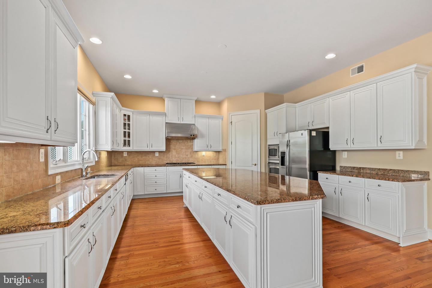 43112 UNISON KNOLL CIR, ASHBURN, Virginia 20148, 6 Bedrooms Bedrooms, ,7 BathroomsBathrooms,Residential,For sale,43112 UNISON KNOLL CIR,VALO2101984 MLS # VALO2101984