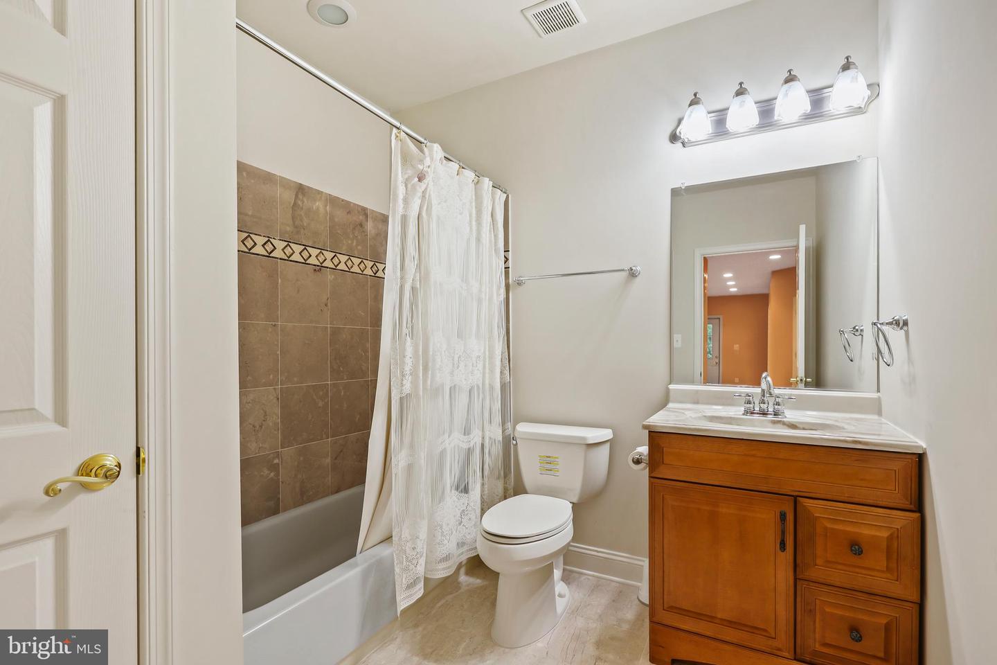 43112 UNISON KNOLL CIR, ASHBURN, Virginia 20148, 6 Bedrooms Bedrooms, ,7 BathroomsBathrooms,Residential,For sale,43112 UNISON KNOLL CIR,VALO2101984 MLS # VALO2101984