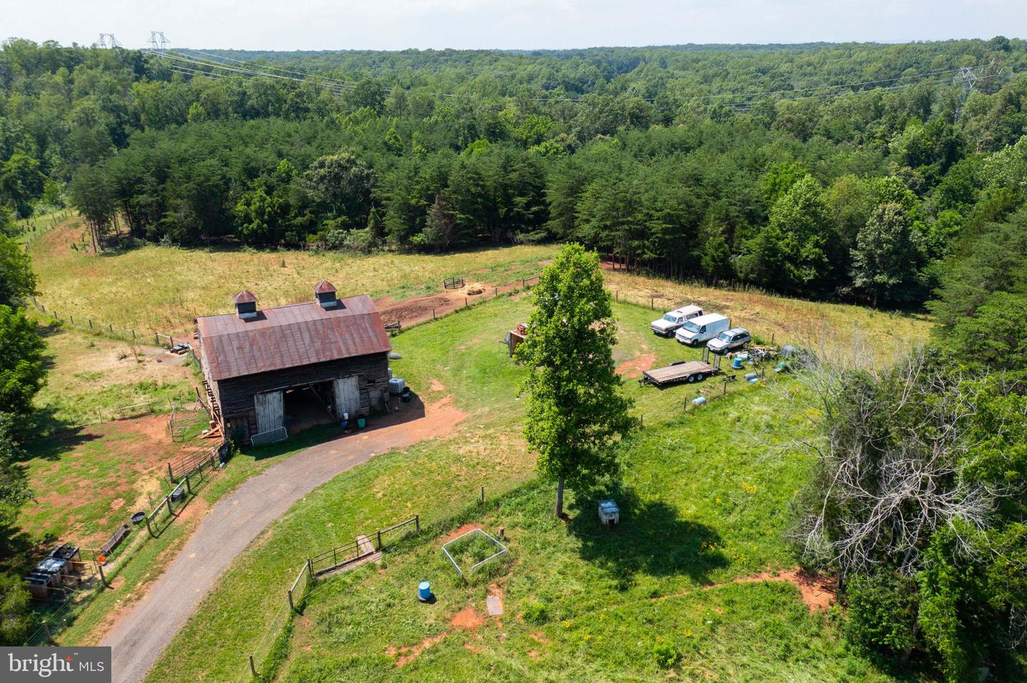 11997 BRISTERSBURG RD, MIDLAND, Virginia 22728, 4 Bedrooms Bedrooms, ,2 BathroomsBathrooms,Farm,For sale,11997 BRISTERSBURG RD,VAFQ2017362 MLS # VAFQ2017362
