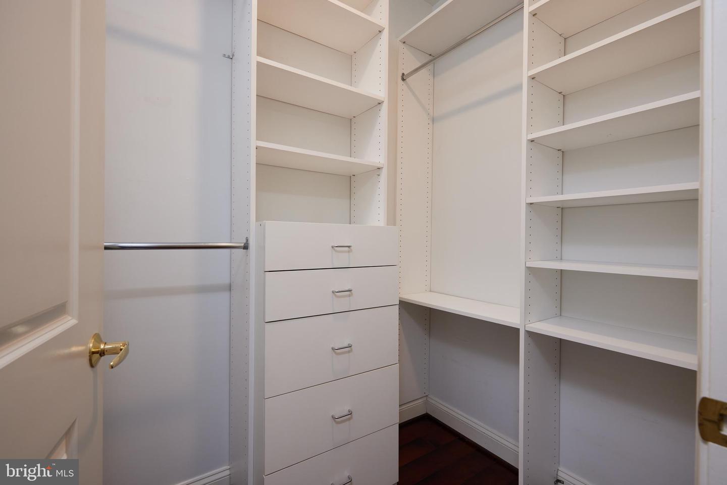 2200 17TH ST NW #109, WASHINGTON, District Of Columbia 20009, 1 Bedroom Bedrooms, ,1 BathroomBathrooms,Residential,For sale,2200 17TH ST NW #109,DCDC2171440 MLS # DCDC2171440