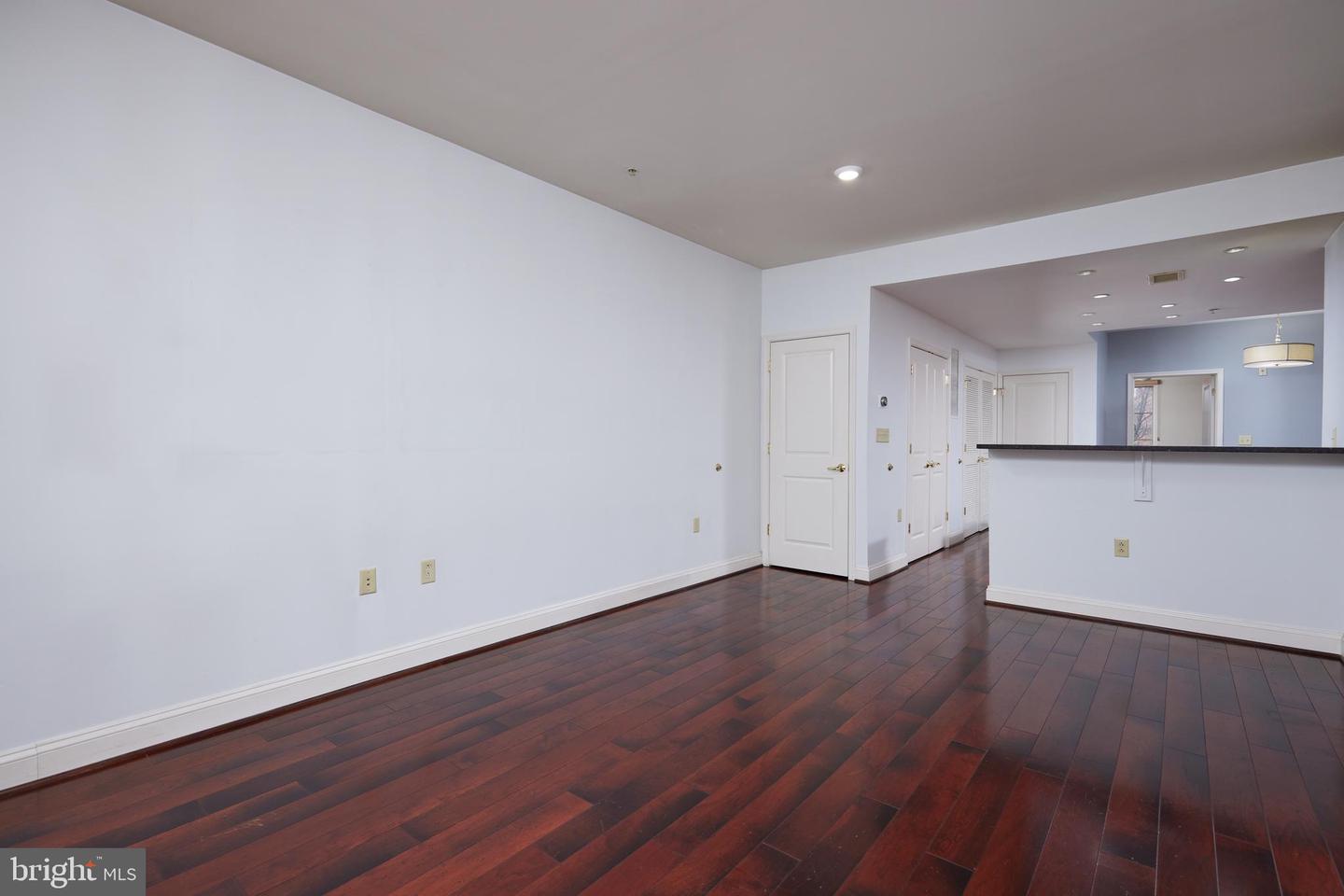 2200 17TH ST NW #109, WASHINGTON, District Of Columbia 20009, 1 Bedroom Bedrooms, ,1 BathroomBathrooms,Residential,For sale,2200 17TH ST NW #109,DCDC2171440 MLS # DCDC2171440