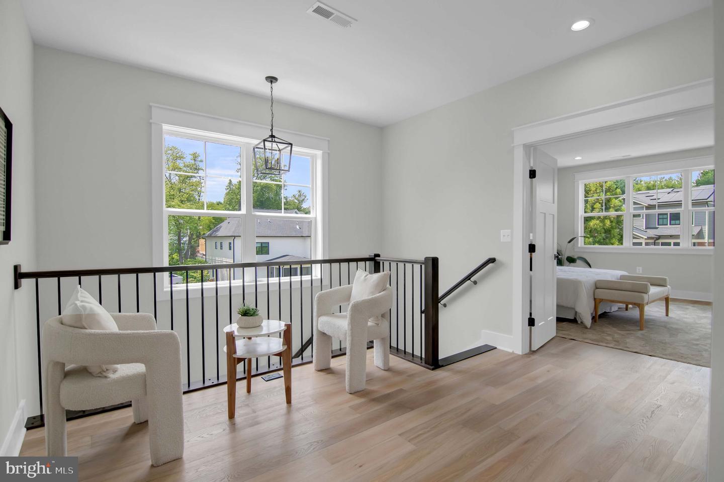 5617 23RD ST N, ARLINGTON, Virginia 22205, 5 Bedrooms Bedrooms, ,5 BathroomsBathrooms,Residential,For sale,5617 23RD ST N,VAAR2053428 MLS # VAAR2053428