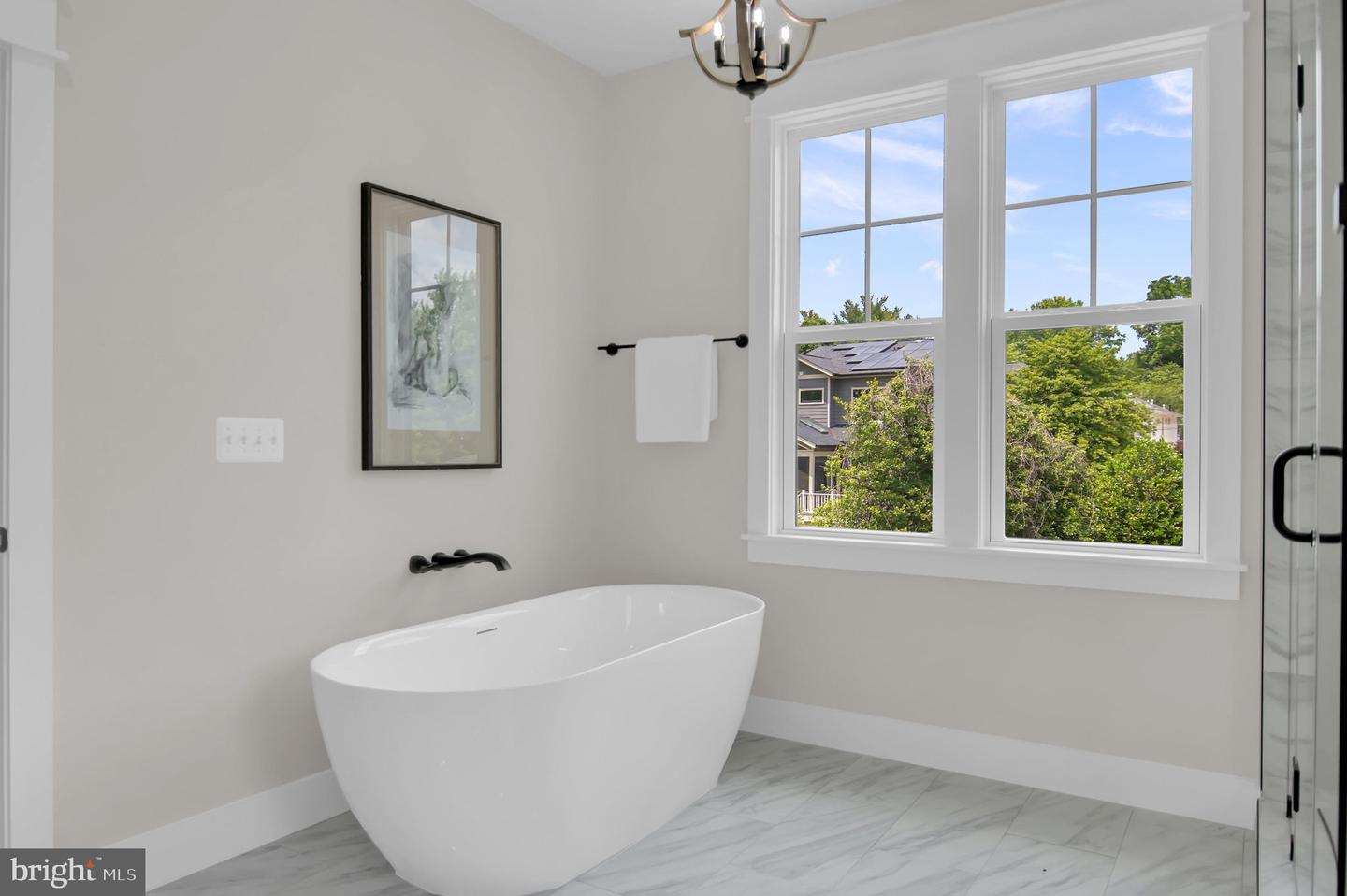 5617 23RD ST N, ARLINGTON, Virginia 22205, 5 Bedrooms Bedrooms, ,5 BathroomsBathrooms,Residential,For sale,5617 23RD ST N,VAAR2053428 MLS # VAAR2053428