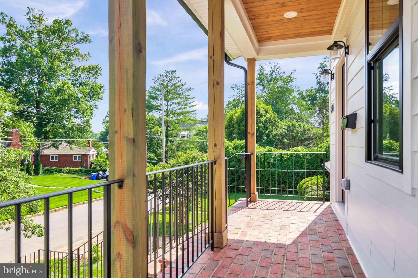 5617 23RD ST N, ARLINGTON, Virginia 22205, 5 Bedrooms Bedrooms, ,5 BathroomsBathrooms,Residential,For sale,5617 23RD ST N,VAAR2053428 MLS # VAAR2053428