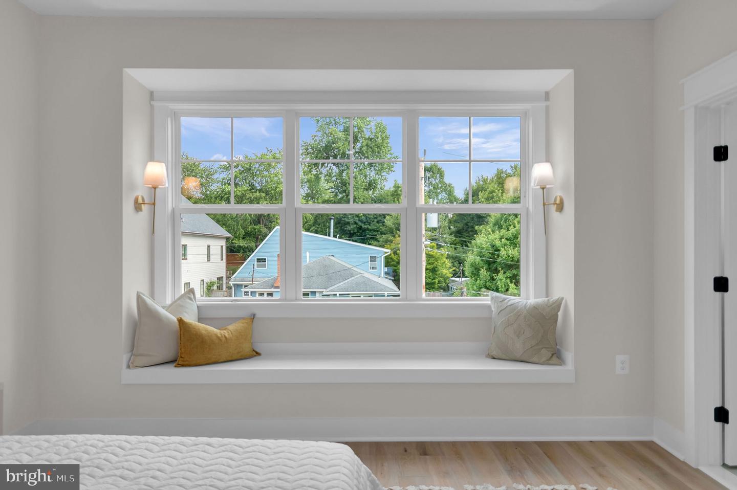 5617 23RD ST N, ARLINGTON, Virginia 22205, 5 Bedrooms Bedrooms, ,5 BathroomsBathrooms,Residential,For sale,5617 23RD ST N,VAAR2053428 MLS # VAAR2053428