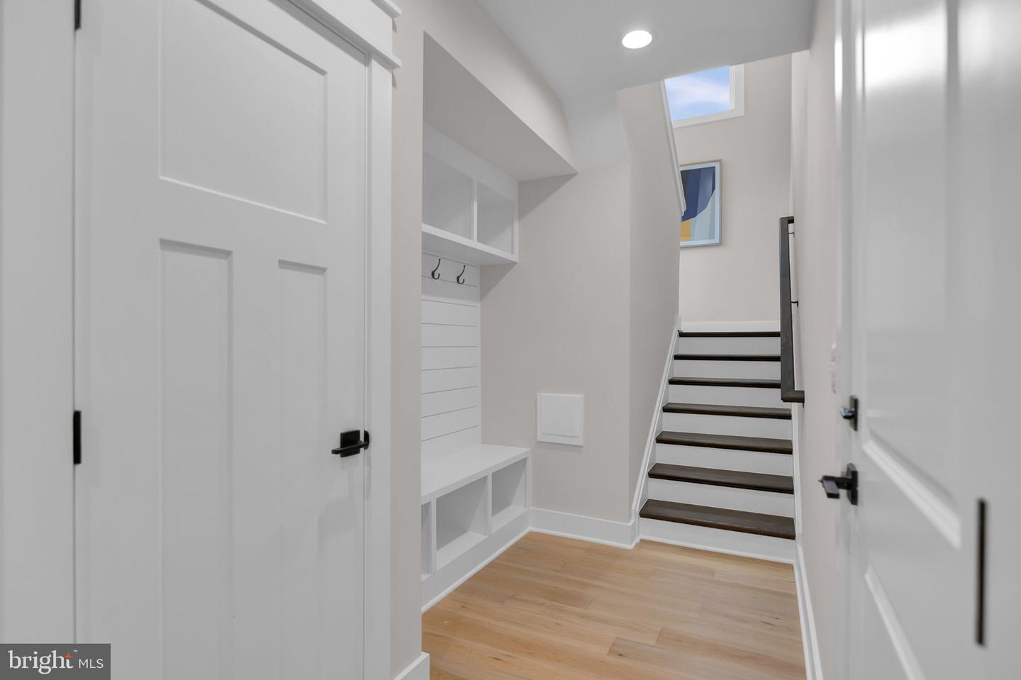 5617 23RD ST N, ARLINGTON, Virginia 22205, 5 Bedrooms Bedrooms, ,5 BathroomsBathrooms,Residential,For sale,5617 23RD ST N,VAAR2053428 MLS # VAAR2053428