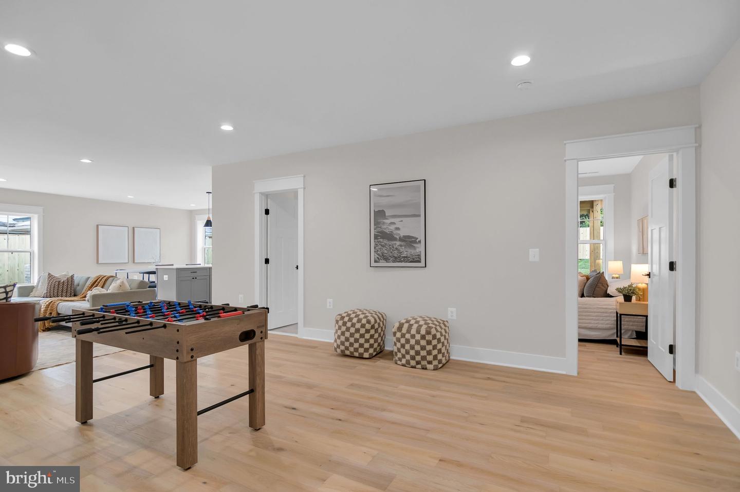 5617 23RD ST N, ARLINGTON, Virginia 22205, 5 Bedrooms Bedrooms, ,5 BathroomsBathrooms,Residential,For sale,5617 23RD ST N,VAAR2053428 MLS # VAAR2053428