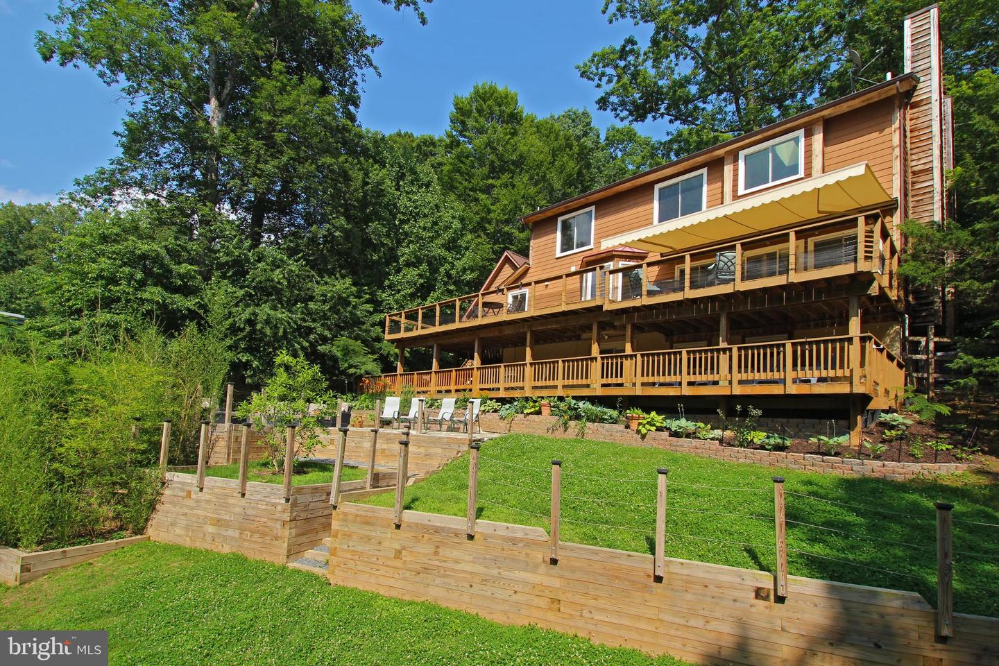 10716 LAKE FOREST DR, MANASSAS, Virginia 20112, 4 Bedrooms Bedrooms, 15 Rooms Rooms,3 BathroomsBathrooms,Residential,For sale,10716 LAKE FOREST DR,VAPW2088038 MLS # VAPW2088038