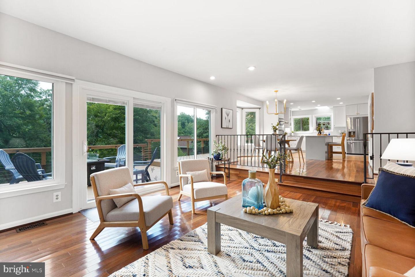 10716 LAKE FOREST DR, MANASSAS, Virginia 20112, 4 Bedrooms Bedrooms, 15 Rooms Rooms,3 BathroomsBathrooms,Residential,For sale,10716 LAKE FOREST DR,VAPW2088038 MLS # VAPW2088038