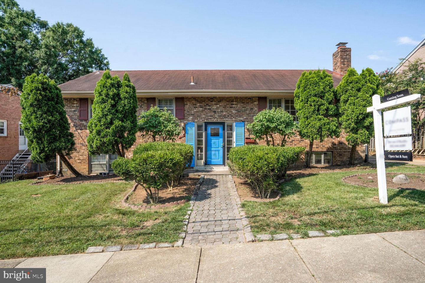 306 N MADISON ST, ARLINGTON, Virginia 22203, 4 Bedrooms Bedrooms, ,3 BathroomsBathrooms,Residential,For sale,306 N MADISON ST,VAAR2053930 MLS # VAAR2053930