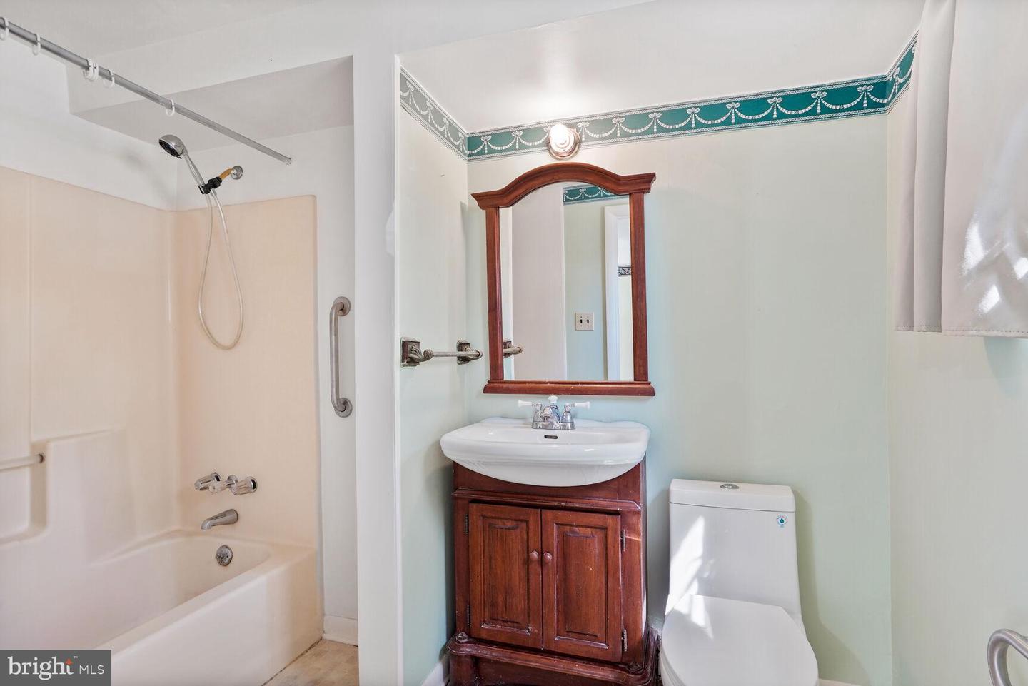 306 N MADISON ST, ARLINGTON, Virginia 22203, 4 Bedrooms Bedrooms, ,3 BathroomsBathrooms,Residential,For sale,306 N MADISON ST,VAAR2053930 MLS # VAAR2053930