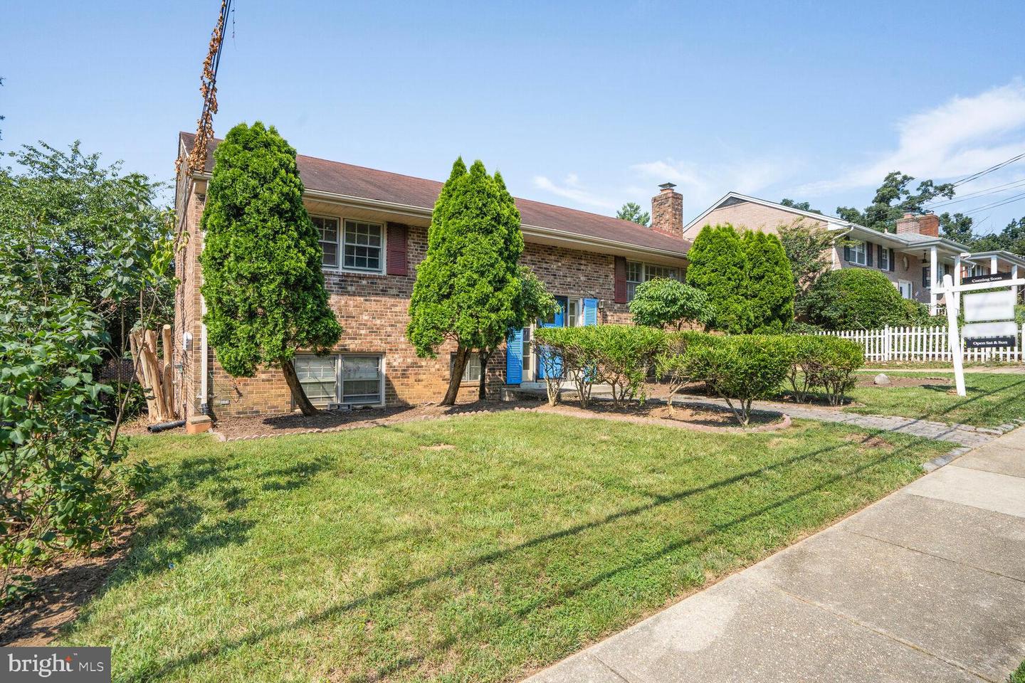 306 N MADISON ST, ARLINGTON, Virginia 22203, 4 Bedrooms Bedrooms, ,3 BathroomsBathrooms,Residential,For sale,306 N MADISON ST,VAAR2053930 MLS # VAAR2053930