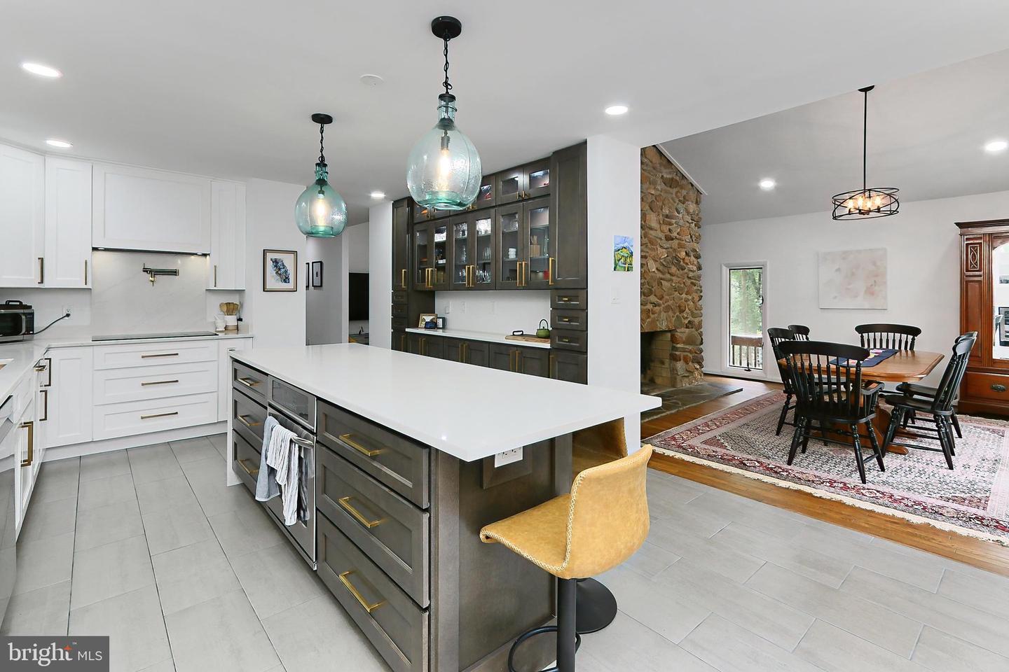 10236 LAWYERS RD, VIENNA, Virginia 22181, 4 Bedrooms Bedrooms, ,2 BathroomsBathrooms,Residential,For sale,10236 LAWYERS RD,VAFX2224890 MLS # VAFX2224890