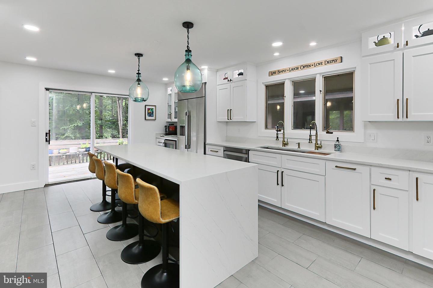 10236 LAWYERS RD, VIENNA, Virginia 22181, 4 Bedrooms Bedrooms, ,2 BathroomsBathrooms,Residential,For sale,10236 LAWYERS RD,VAFX2224890 MLS # VAFX2224890