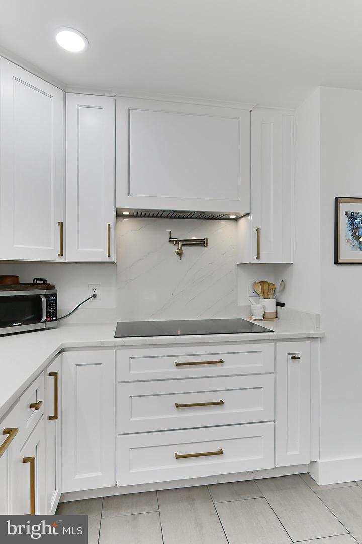 10236 LAWYERS RD, VIENNA, Virginia 22181, 4 Bedrooms Bedrooms, ,2 BathroomsBathrooms,Residential,For sale,10236 LAWYERS RD,VAFX2224890 MLS # VAFX2224890