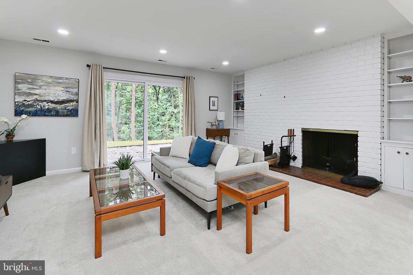 10236 LAWYERS RD, VIENNA, Virginia 22181, 4 Bedrooms Bedrooms, ,2 BathroomsBathrooms,Residential,For sale,10236 LAWYERS RD,VAFX2224890 MLS # VAFX2224890