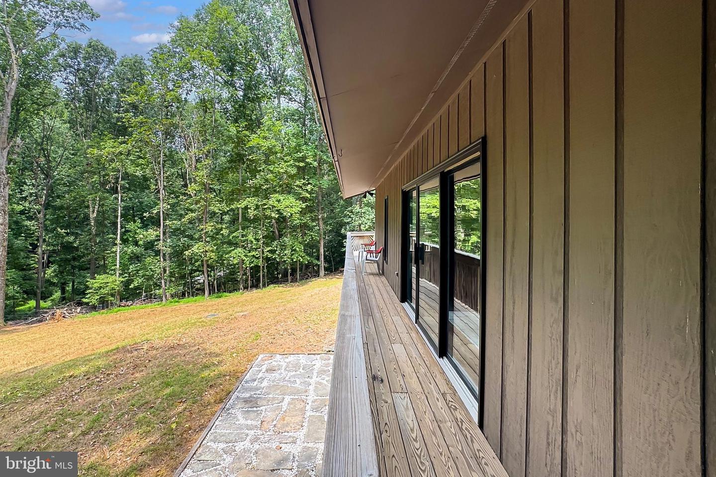 10236 LAWYERS RD, VIENNA, Virginia 22181, 4 Bedrooms Bedrooms, ,2 BathroomsBathrooms,Residential,For sale,10236 LAWYERS RD,VAFX2224890 MLS # VAFX2224890