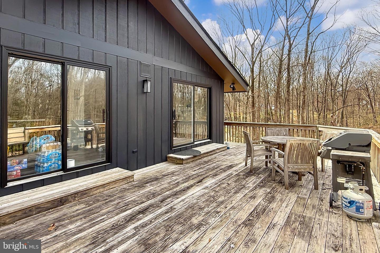 10236 LAWYERS RD, VIENNA, Virginia 22181, 4 Bedrooms Bedrooms, ,2 BathroomsBathrooms,Residential,For sale,10236 LAWYERS RD,VAFX2224890 MLS # VAFX2224890