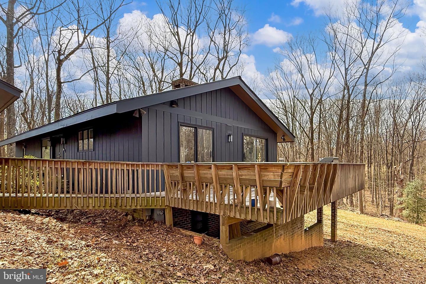 10236 LAWYERS RD, VIENNA, Virginia 22181, 4 Bedrooms Bedrooms, ,2 BathroomsBathrooms,Residential,For sale,10236 LAWYERS RD,VAFX2224890 MLS # VAFX2224890