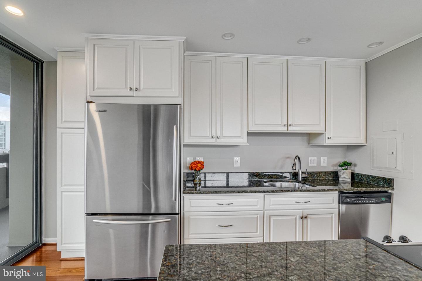 400 MADISON ST #704, ALEXANDRIA, Virginia 22314, 2 Bedrooms Bedrooms, ,2 BathroomsBathrooms,Residential,For sale,400 MADISON ST #704,VAAX2042638 MLS # VAAX2042638