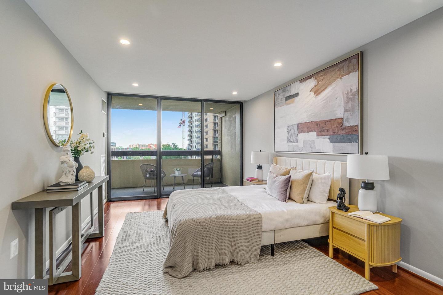 400 MADISON ST #704, ALEXANDRIA, Virginia 22314, 2 Bedrooms Bedrooms, ,2 BathroomsBathrooms,Residential,For sale,400 MADISON ST #704,VAAX2042638 MLS # VAAX2042638