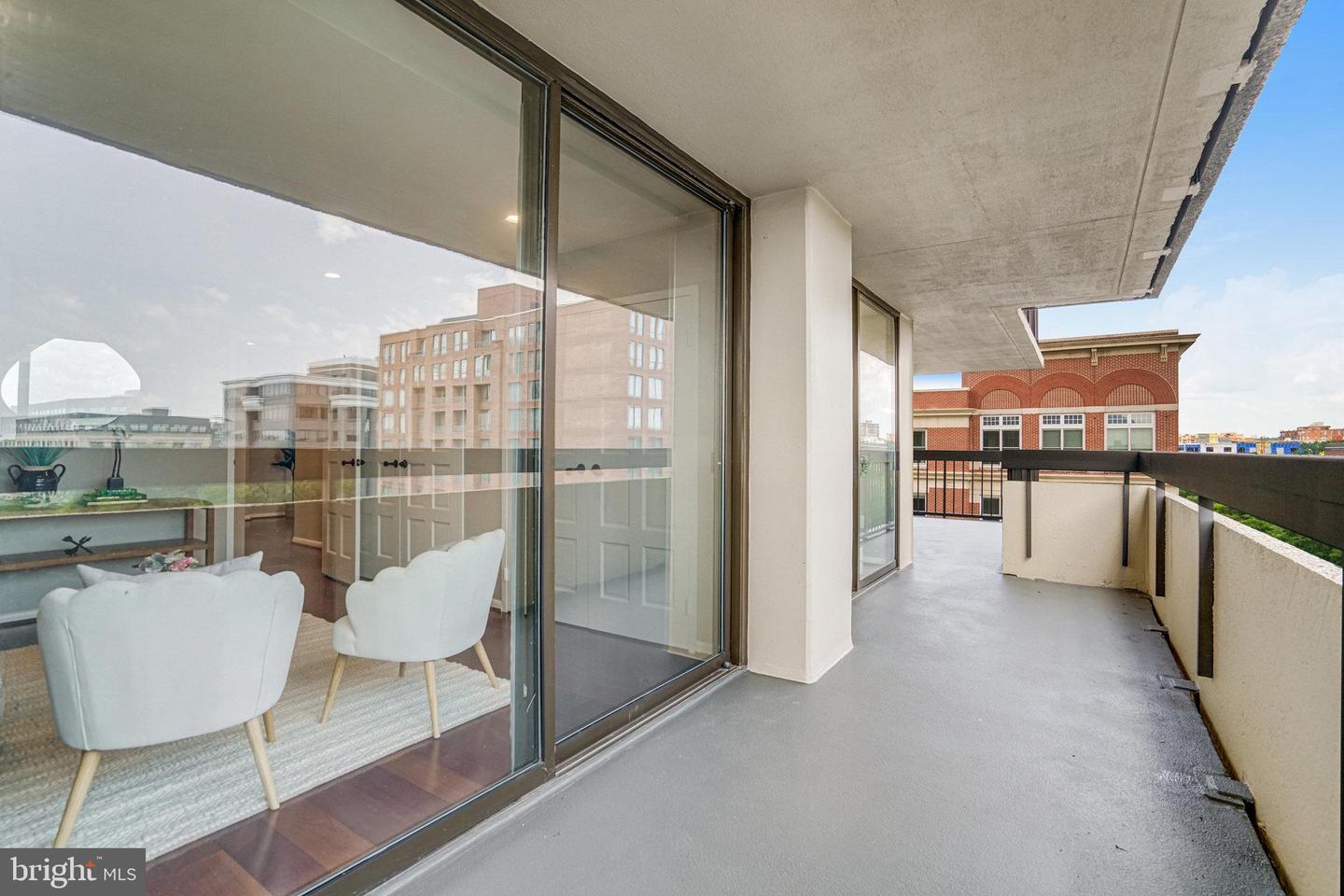 400 MADISON ST #704, ALEXANDRIA, Virginia 22314, 2 Bedrooms Bedrooms, ,2 BathroomsBathrooms,Residential,For sale,400 MADISON ST #704,VAAX2042638 MLS # VAAX2042638