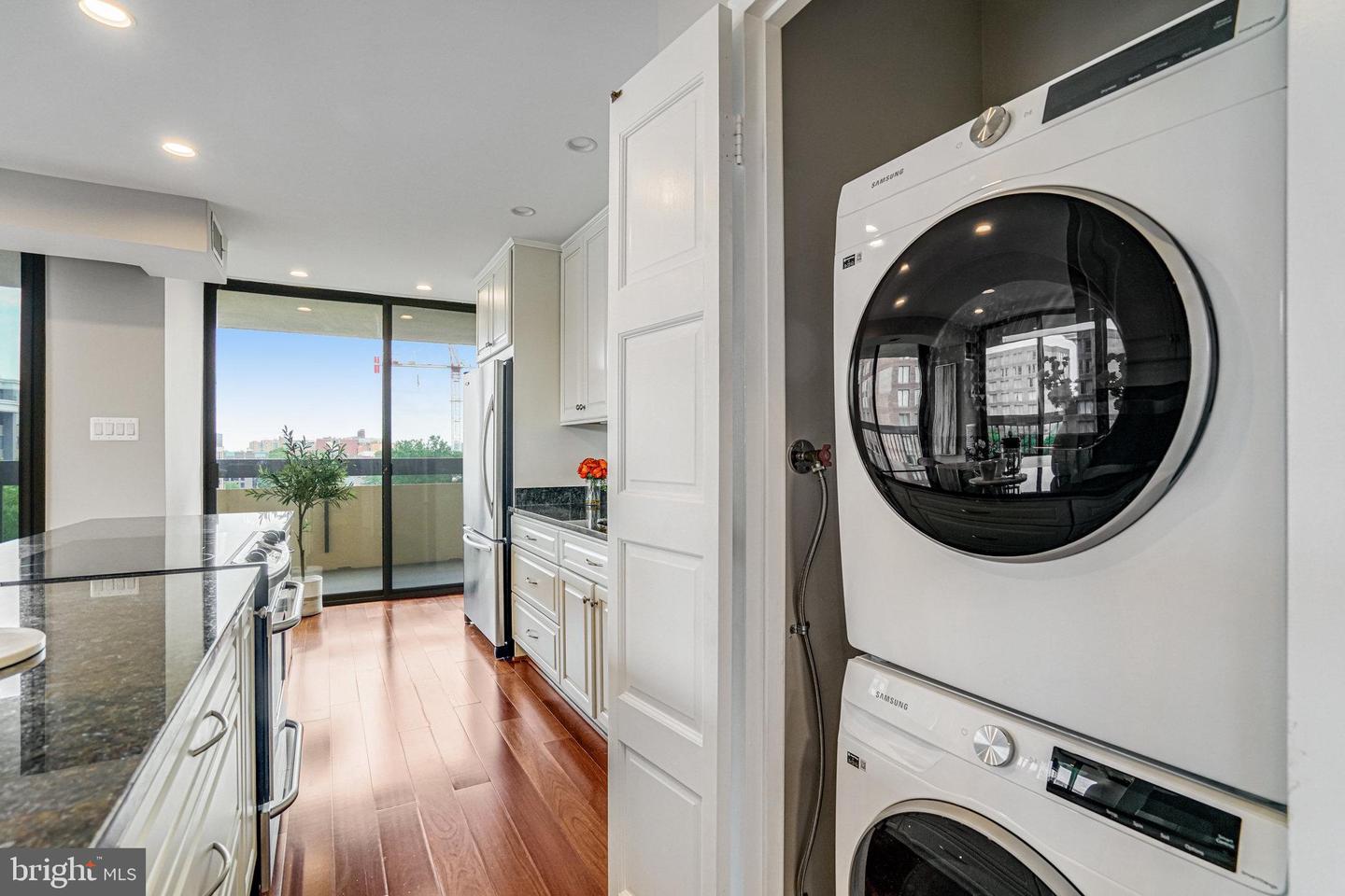 400 MADISON ST #704, ALEXANDRIA, Virginia 22314, 2 Bedrooms Bedrooms, ,2 BathroomsBathrooms,Residential,For sale,400 MADISON ST #704,VAAX2042638 MLS # VAAX2042638