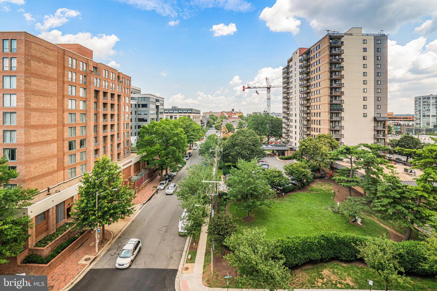 400 MADISON ST #704, ALEXANDRIA, Virginia 22314, 2 Bedrooms Bedrooms, ,2 BathroomsBathrooms,Residential,For sale,400 MADISON ST #704,VAAX2042638 MLS # VAAX2042638