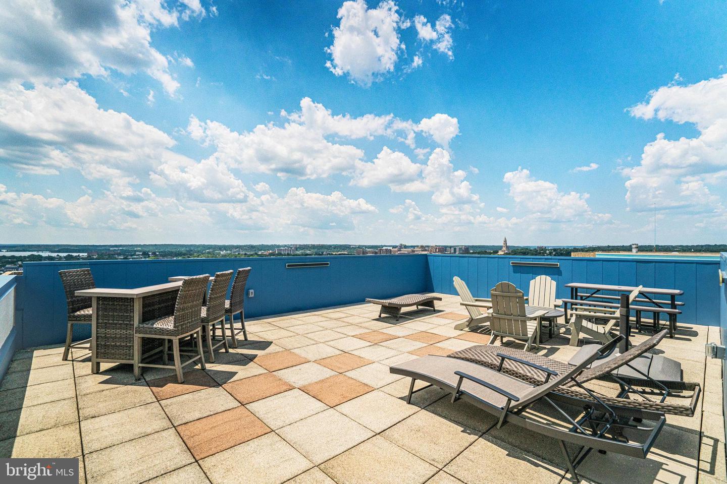 400 MADISON ST #704, ALEXANDRIA, Virginia 22314, 2 Bedrooms Bedrooms, ,2 BathroomsBathrooms,Residential,For sale,400 MADISON ST #704,VAAX2042638 MLS # VAAX2042638