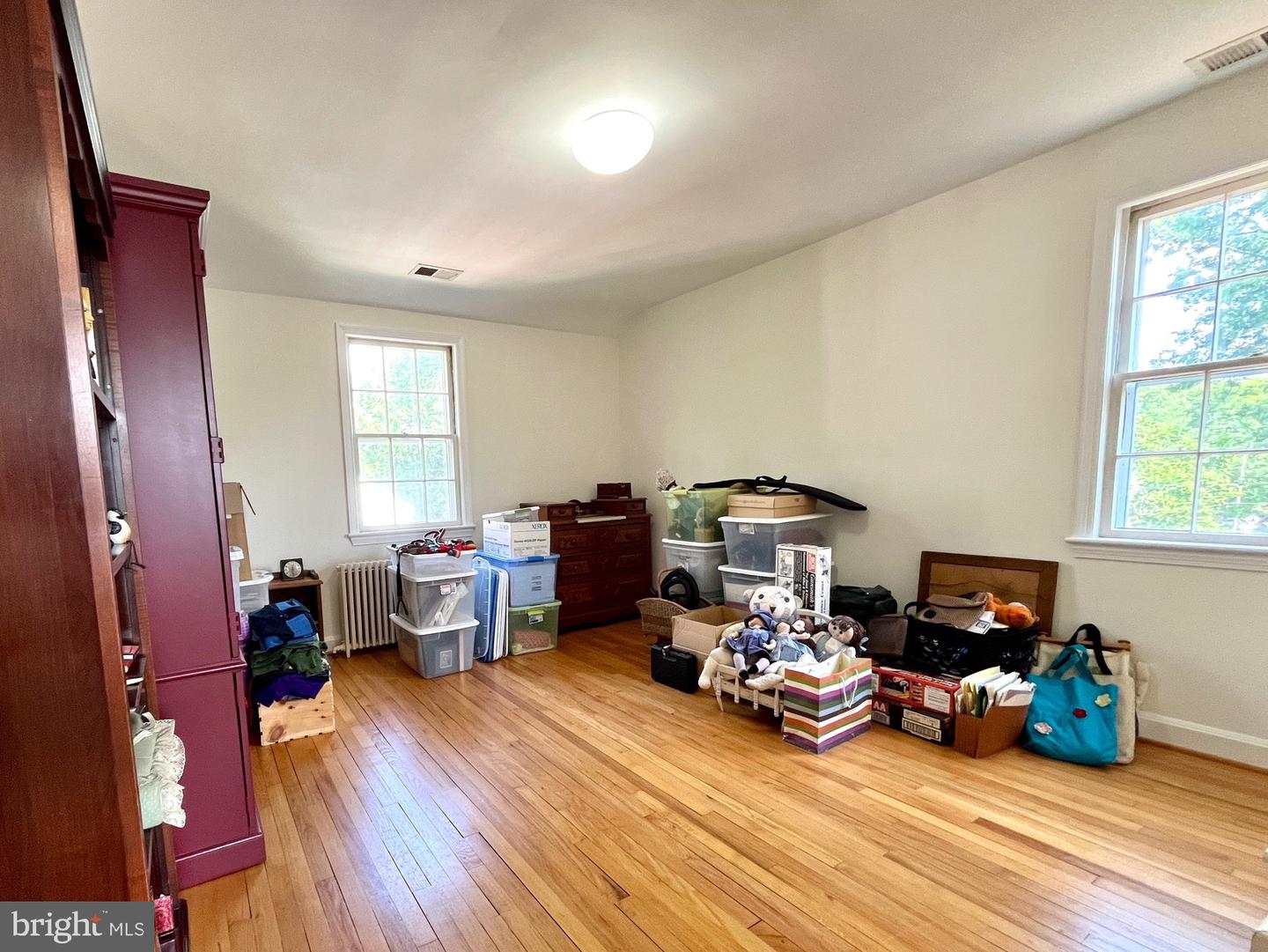 6012 19TH ST N, ARLINGTON, Virginia 22205, 3 Bedrooms Bedrooms, ,1 BathroomBathrooms,Residential,For sale,6012 19TH ST N,VAAR2054684 MLS # VAAR2054684